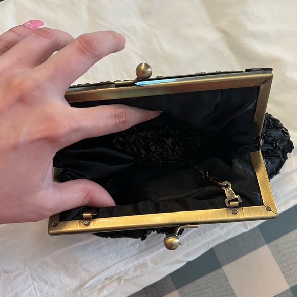 Vintage Victorian Style Beaded Evening Clutch - Picture 5 of 5